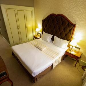 Hotel Sapphire Inn