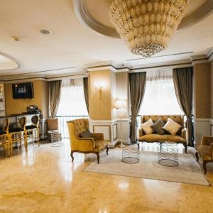 Hotel Sapphire Inn