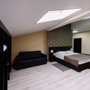 West Hotel