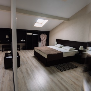 West Hotel
