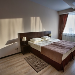 West Hotel