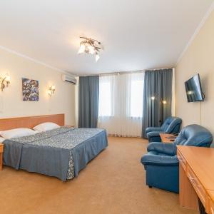 Hotel Alexander Country Club