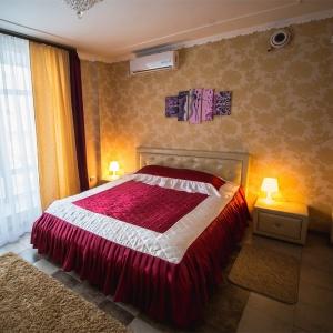 Hotel Zolotoy Lev