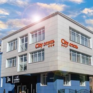 City Hotel