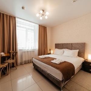City Hotel