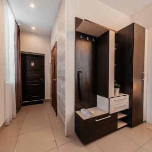 City Hotel
