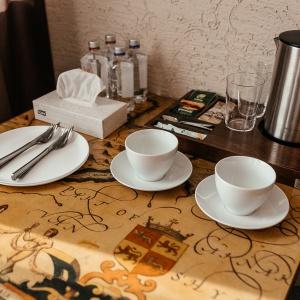 City Hotel