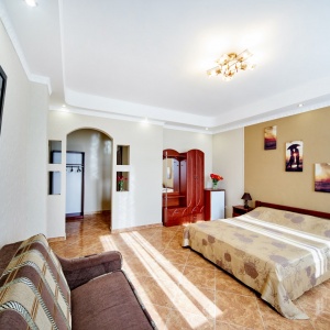 Hotel Miru Mir
