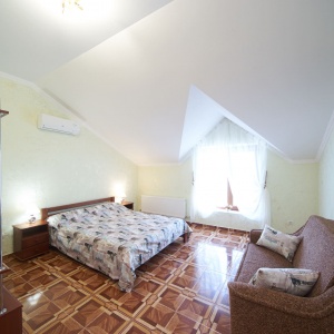 Hotel Miru Mir