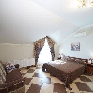 Hotel Miru Mir