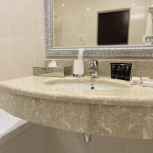 7 Avenue Hotel and SPA