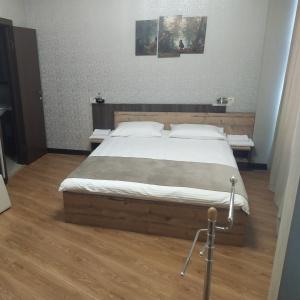 Hotel Cosmos