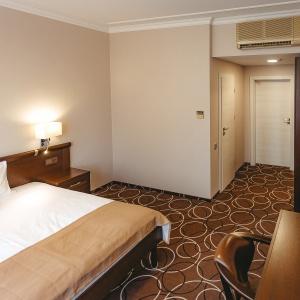 Hotel Apriori