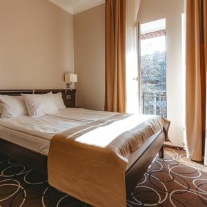 Hotel Apriori