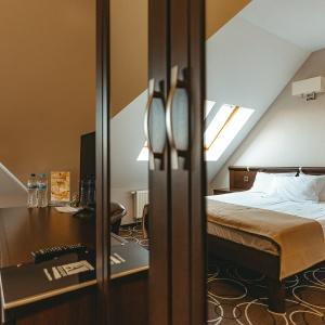 Hotel Apriori