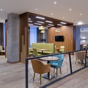 Hotel Hampton by Hilton Astana Triumphal Arch