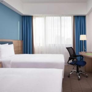 Hotel Hampton by Hilton Astana Triumphal Arch