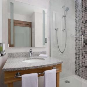Hotel Hampton by Hilton Astana Triumphal Arch