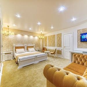 Hotel Revival