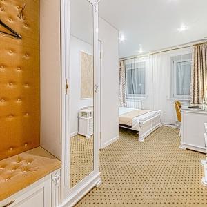 Hotel Revival