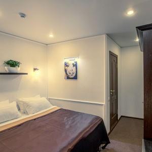 Hotel Revival