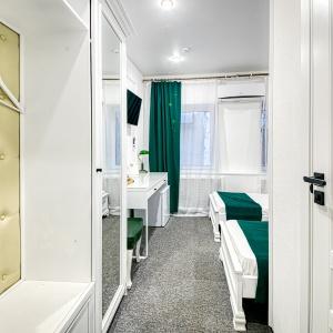 Hotel Revival