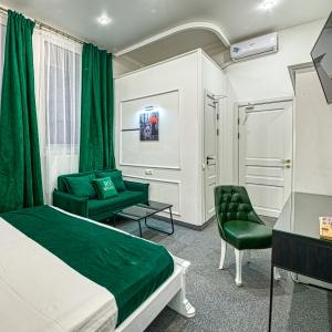Hotel Revival