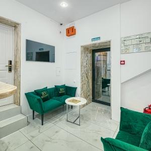 Hotel Revival