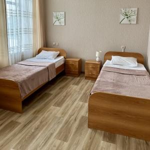Hotel 104 Rooms
