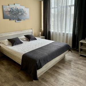 Hotel 104 Rooms