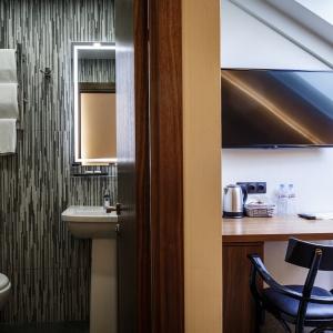 Gregory Hotel