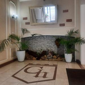 Golden Hotel