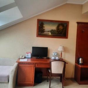 Golden Hotel