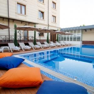 Hotel Navruz