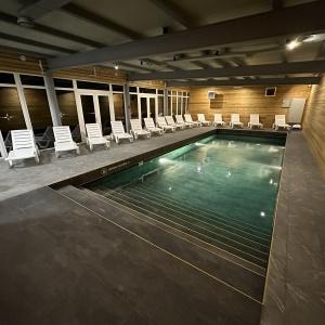 Hotel Eagle House Inn