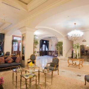 Sapphire City Hotel