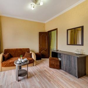 Hotel Noy