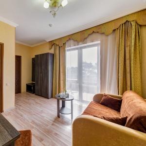 Hotel Noy