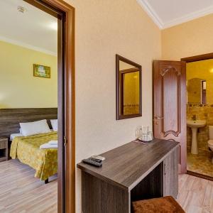 Hotel Noy