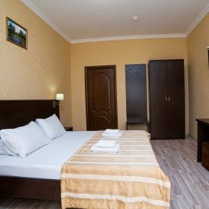 Hotel Noy