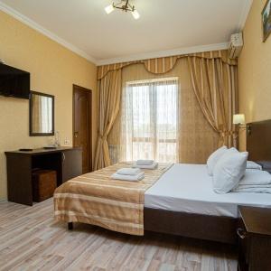 Hotel Noy