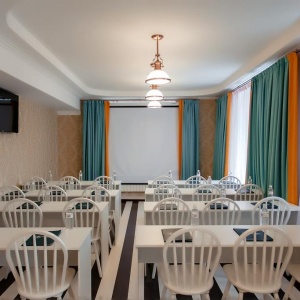 Mildom Premium Hotel