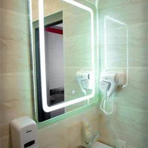 Mildom Premium Hotel