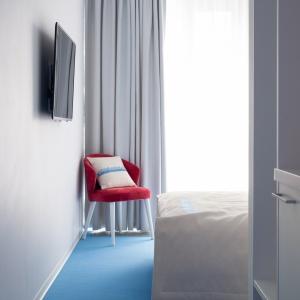 Starboard Side Hotel