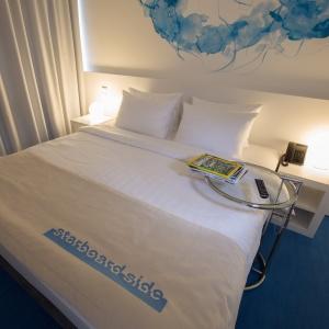 Starboard Side Hotel