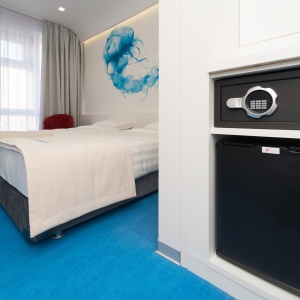 Starboard Side Hotel