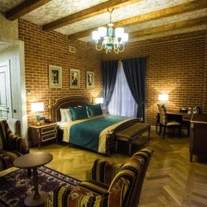 Hotel Sapphire Bayil