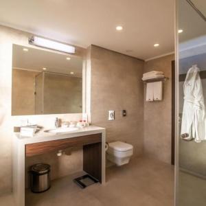 Ramada Hotel & Suites by Wyndham Yerevan