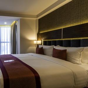 Ramada Hotel & Suites by Wyndham Yerevan