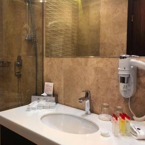 Ramada Hotel & Suites by Wyndham Yerevan